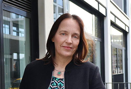 Portrait Elke Sowinski-John